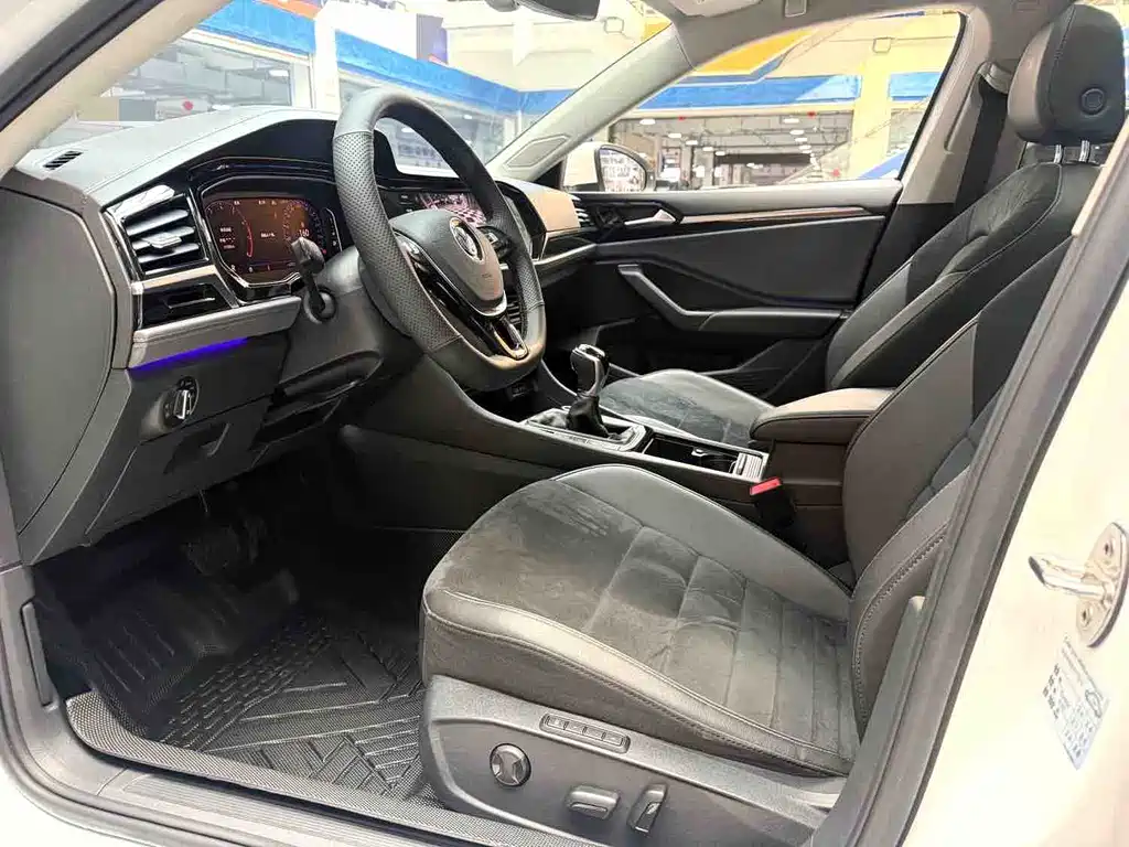 Volkswagen Sagitar — миниатюра 5