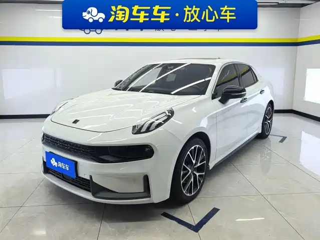2021 Lynk & Co 03