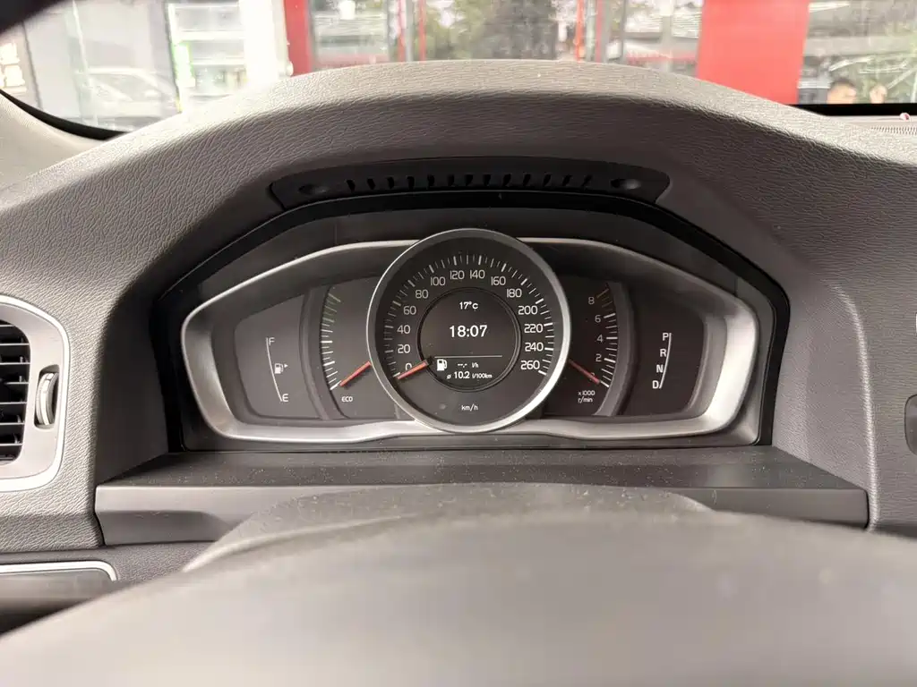 Volvo S60 — миниатюра 9