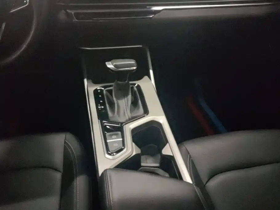 Geely Emgrand — миниатюра 16