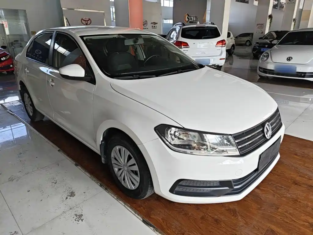 Volkswagen Santana — миниатюра 4