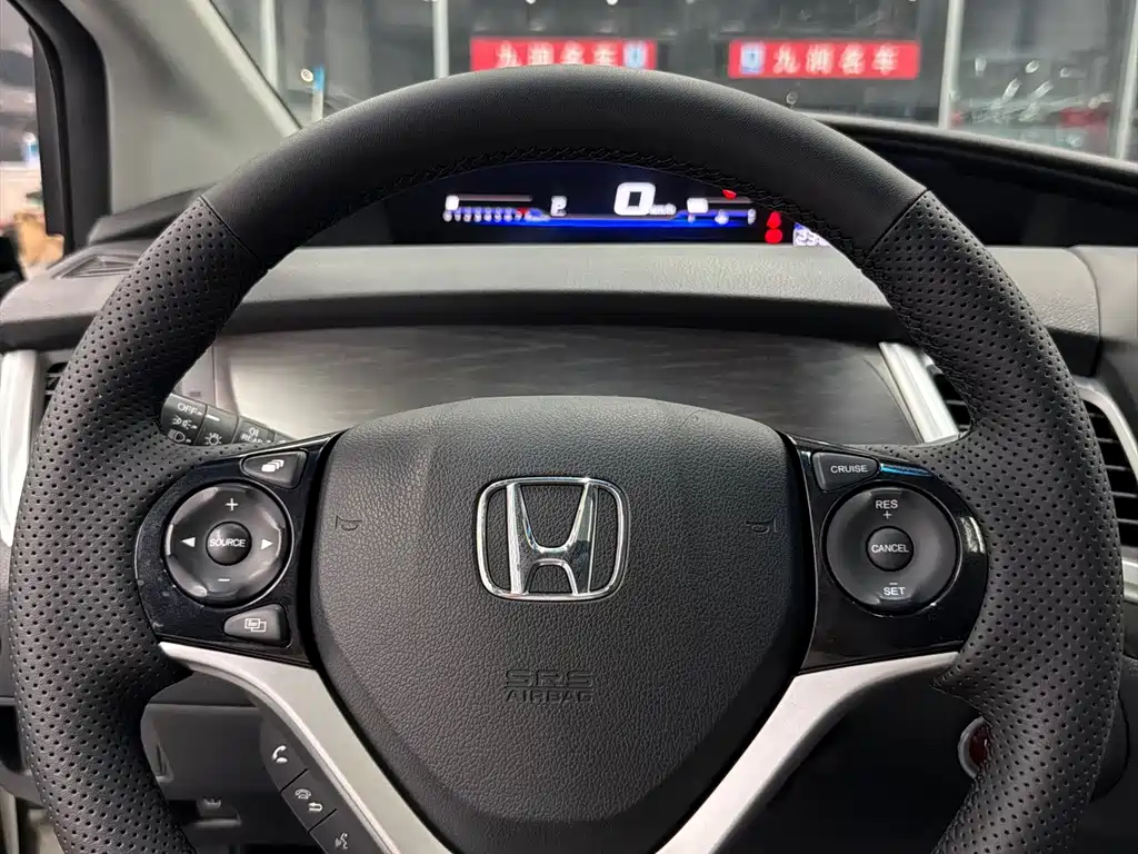Honda Jade — миниатюра 13
