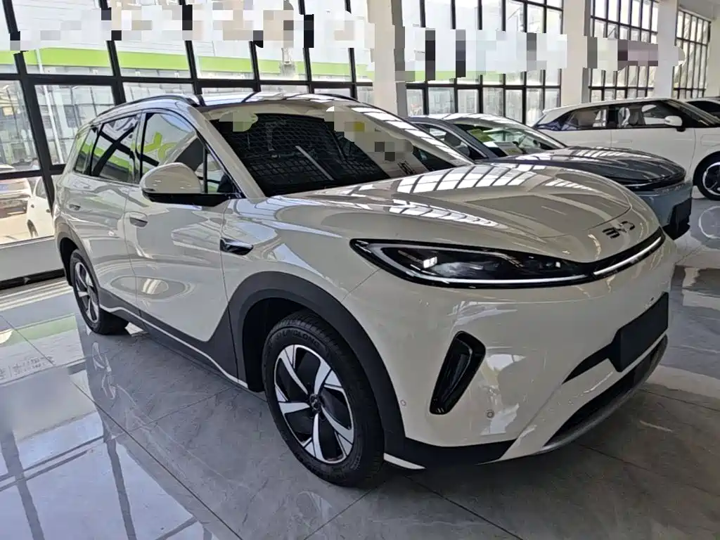 BYD Sealion 05 EV — миниатюра 4