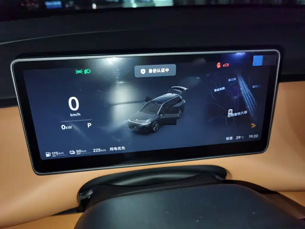 Leapmotor Leapmotor C16 — миниатюра 7