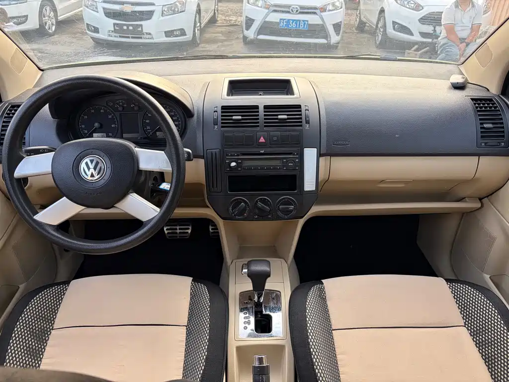 Volkswagen Polo — миниатюра 10
