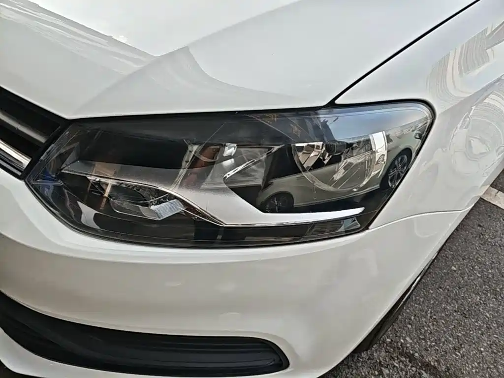 Volkswagen Polo — миниатюра 24