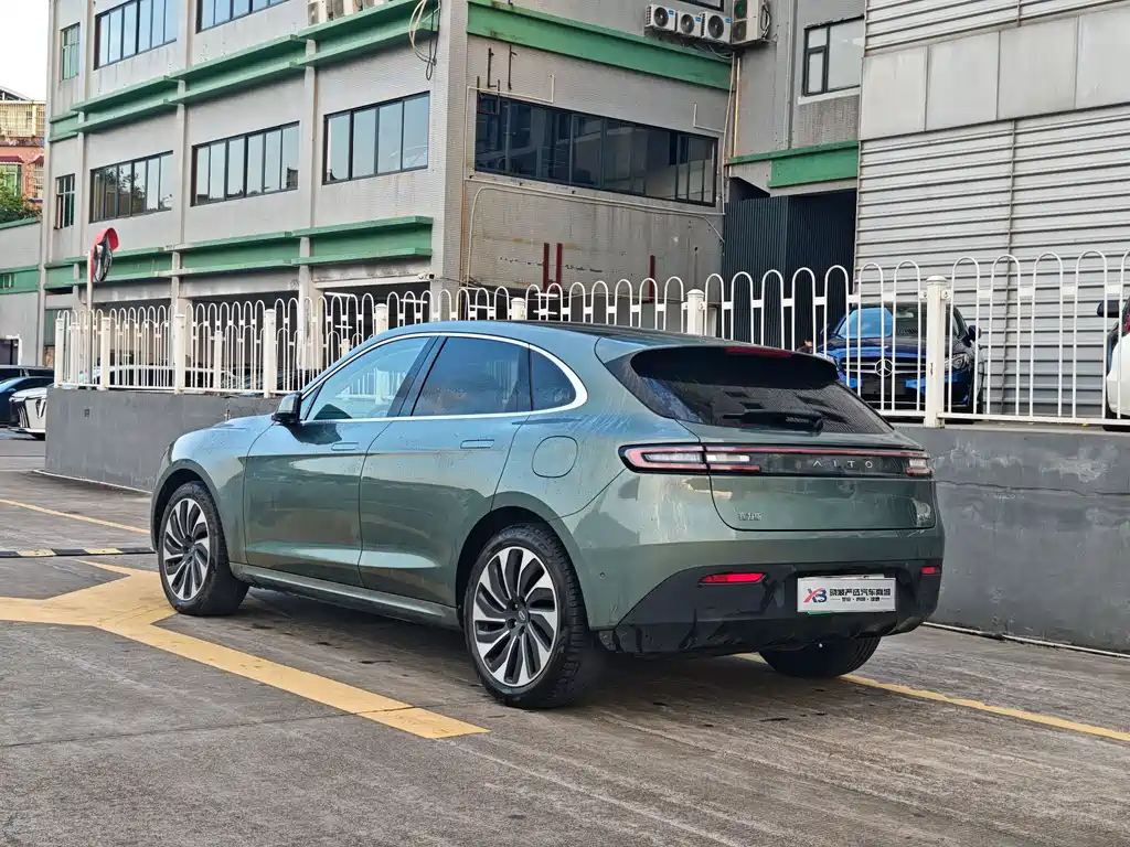 Aito M5