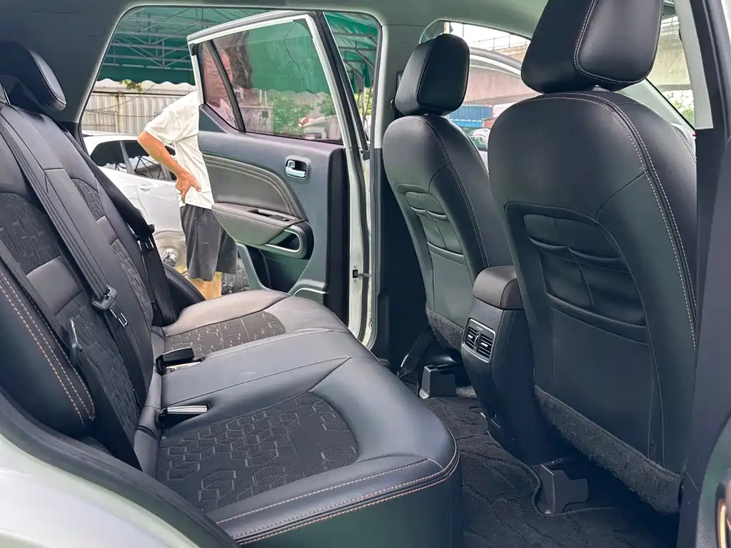 Aion Trumpchi GE3 — миниатюра 10