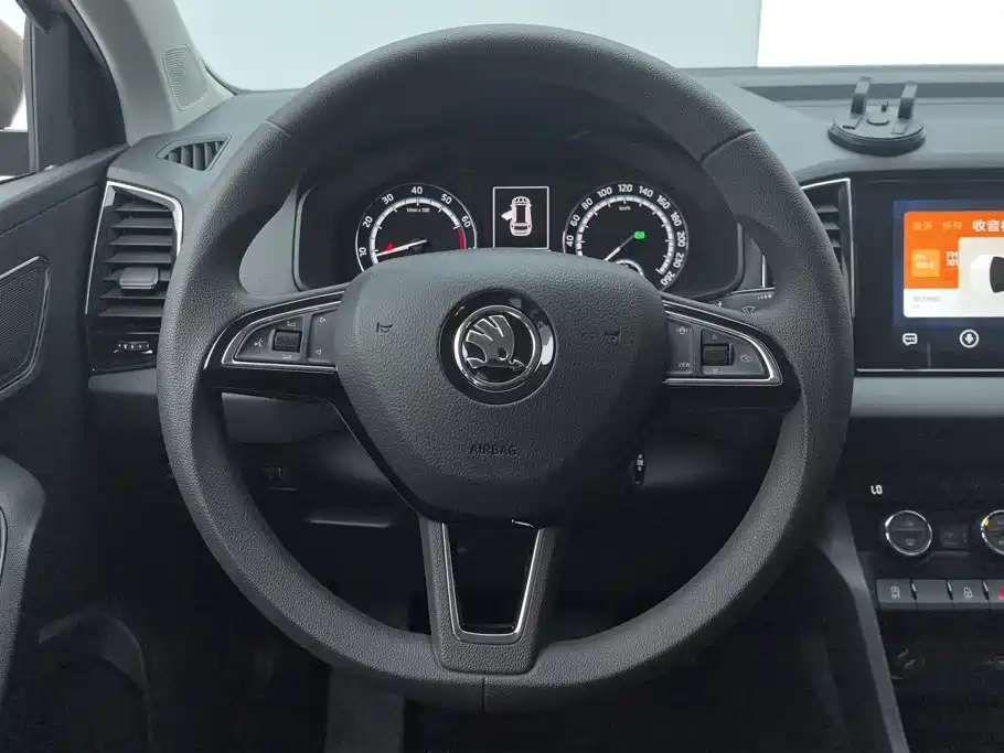 Skoda Karoq — миниатюра 15