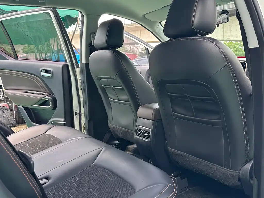 Aion Trumpchi GE3 — миниатюра 11