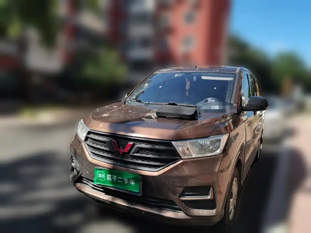 Wuling Hongguang — миниатюра 23