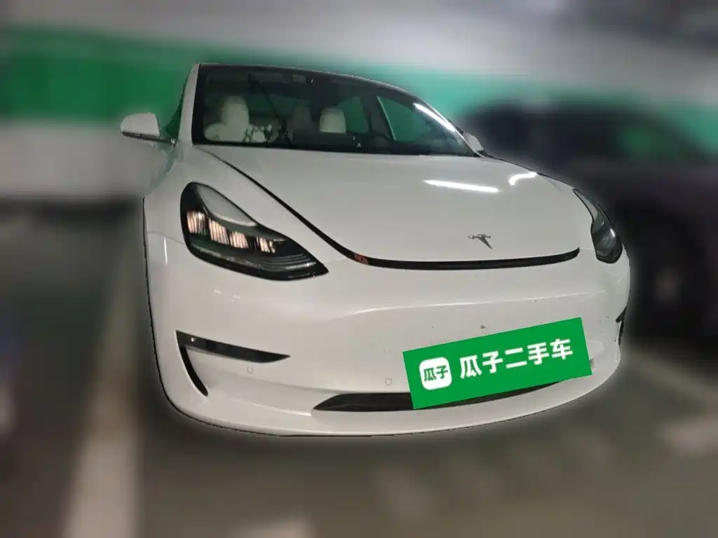 Tesla Model 3 — миниатюра 24