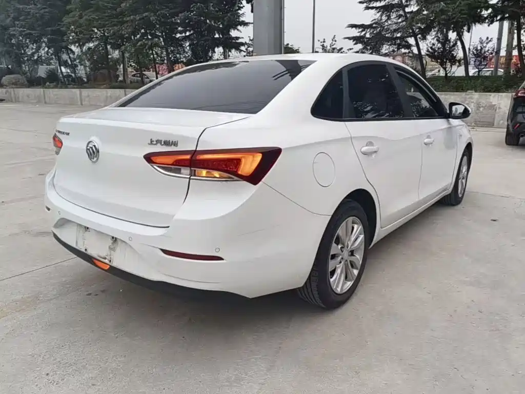 Buick Excelle — миниатюра 11