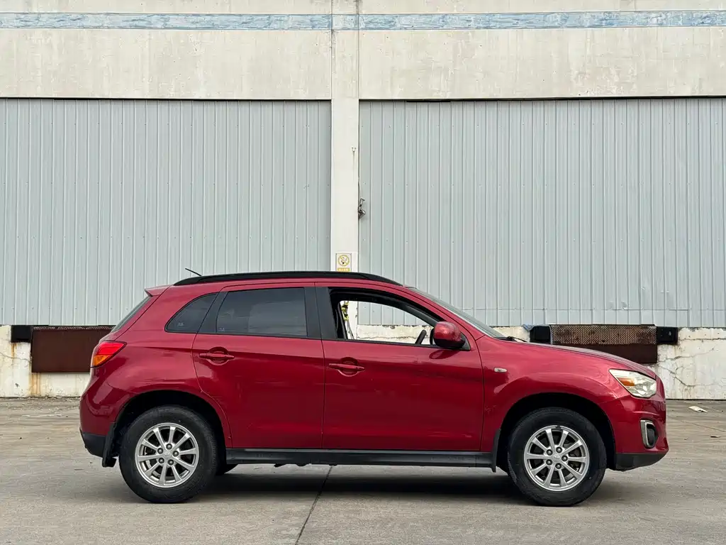 Mitsubishi ASX — миниатюра 9