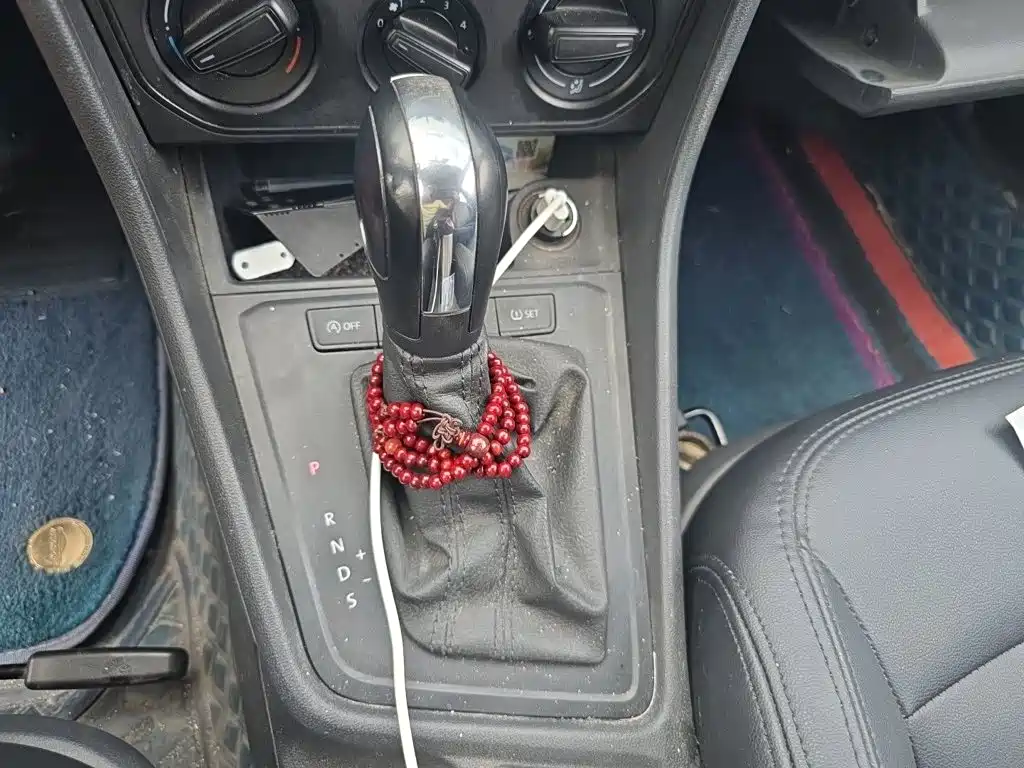 Volkswagen Lavida — миниатюра 10
