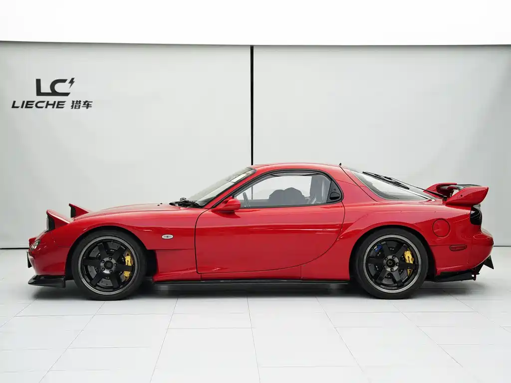 Mazda RX-7 2015 1.6L MT