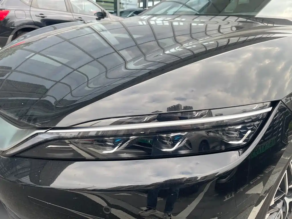 BYD Han — миниатюра 5