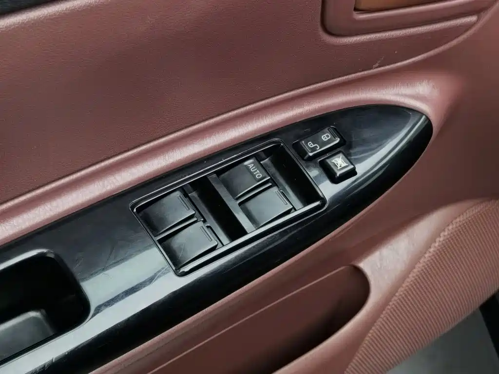 BYD F3 — миниатюра 9