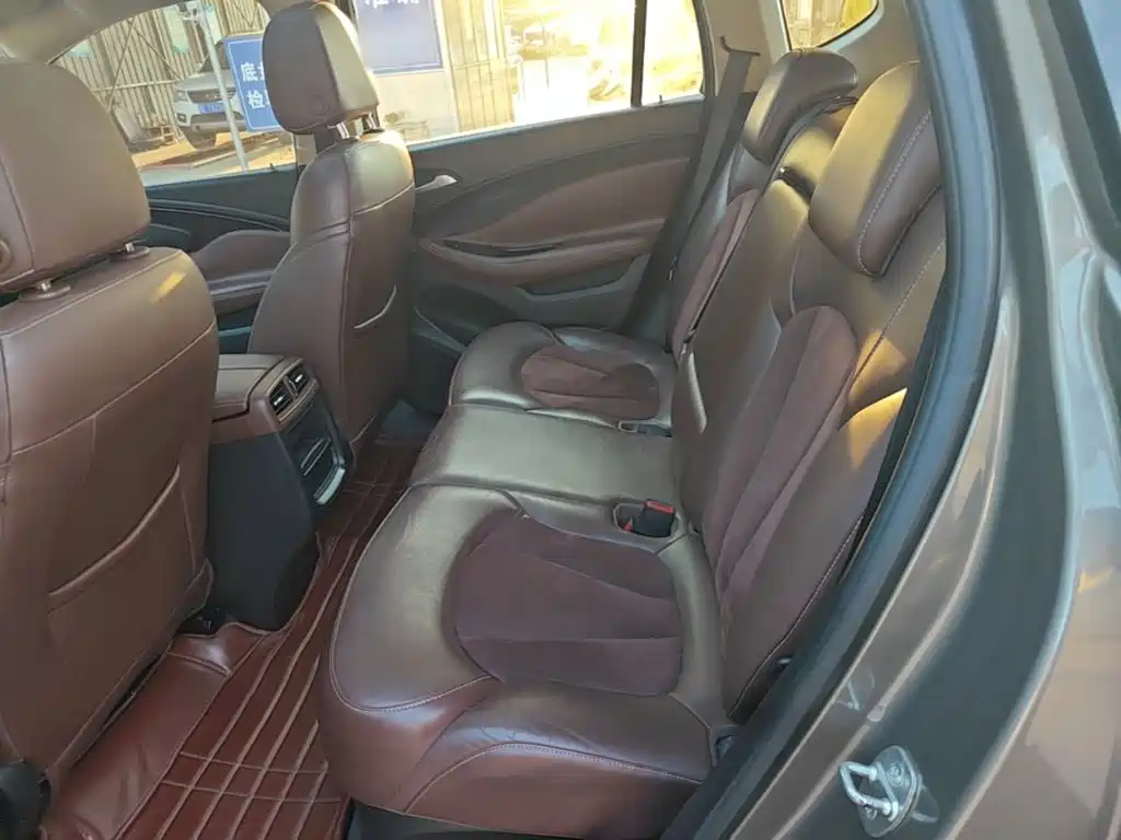 Buick Envision Plus — миниатюра 17
