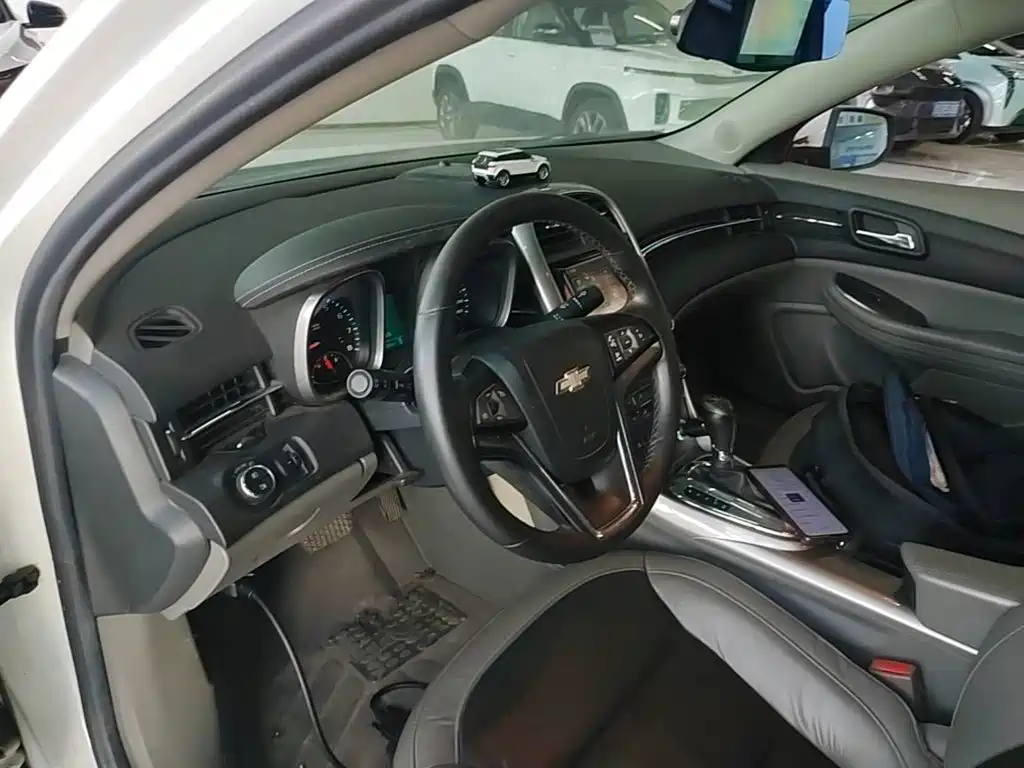 Chevrolet Malibu — миниатюра 10
