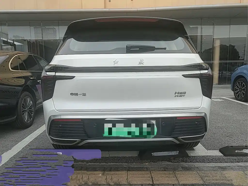 Hongqi Hongqi HS3 PHEV — миниатюра 8