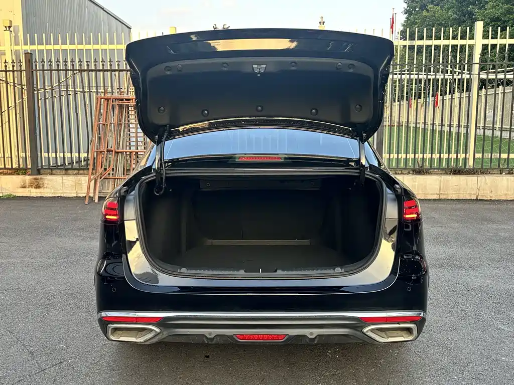 Geely Emgrand — миниатюра 11