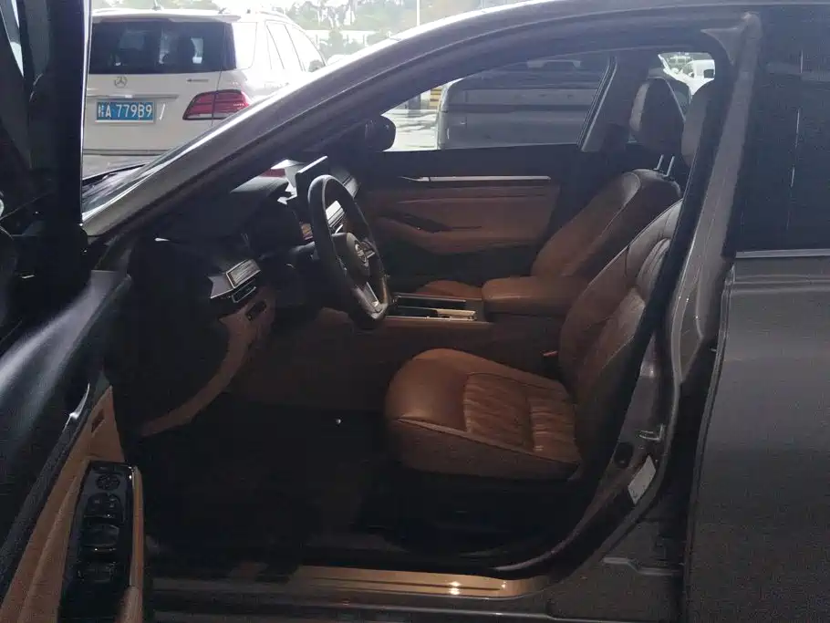 Nissan Teana — миниатюра 9