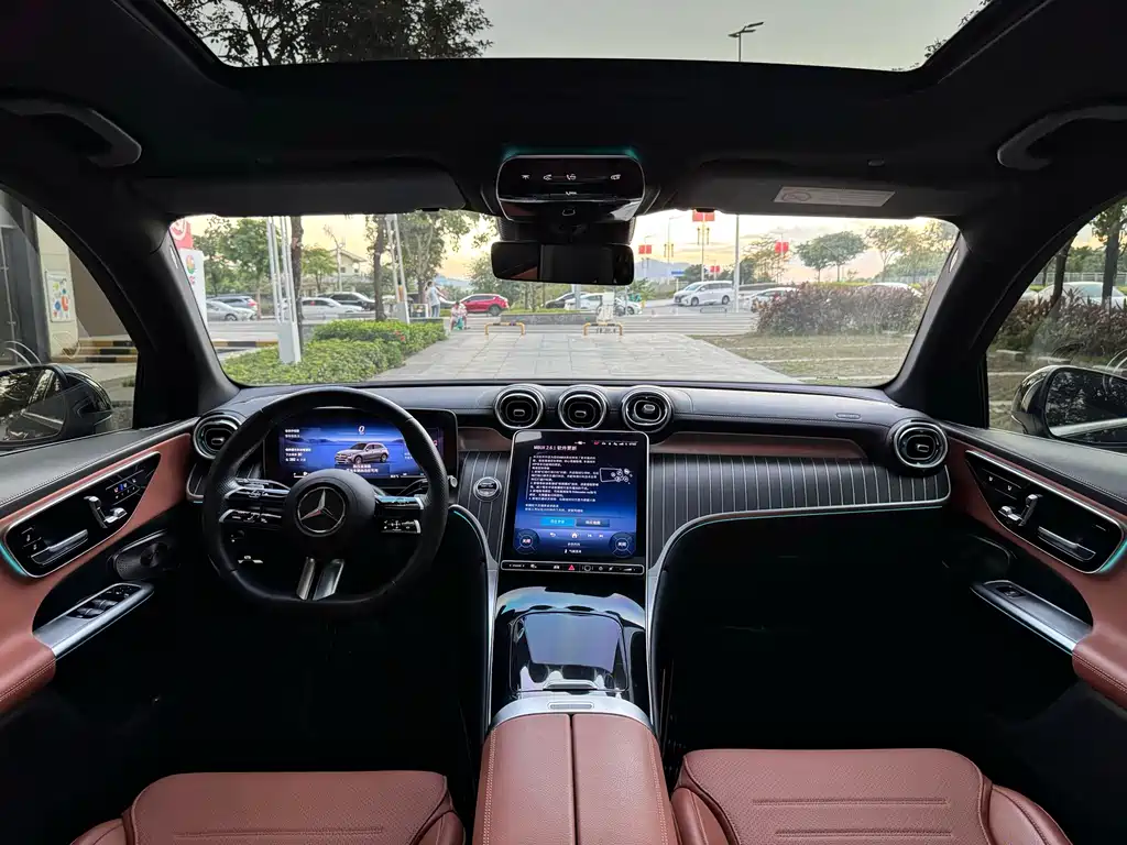 Mercedes-Benz GLC — миниатюра 8
