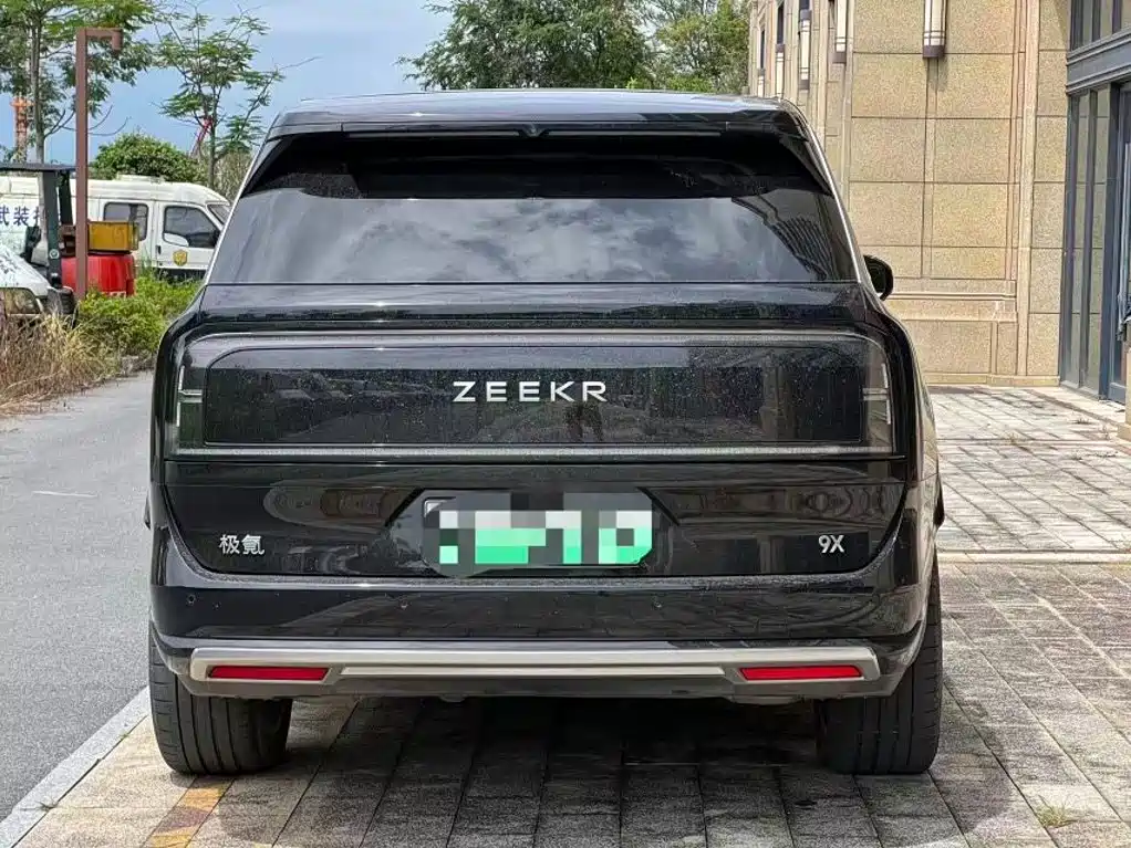 Zeekr 9X — миниатюра 4