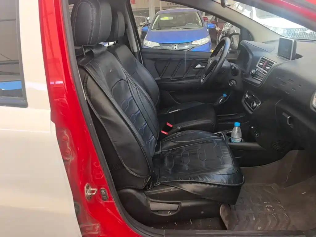 JAC JAC iEV6E — миниатюра 25