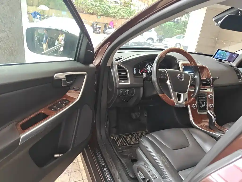 Volvo XC60 — миниатюра 14