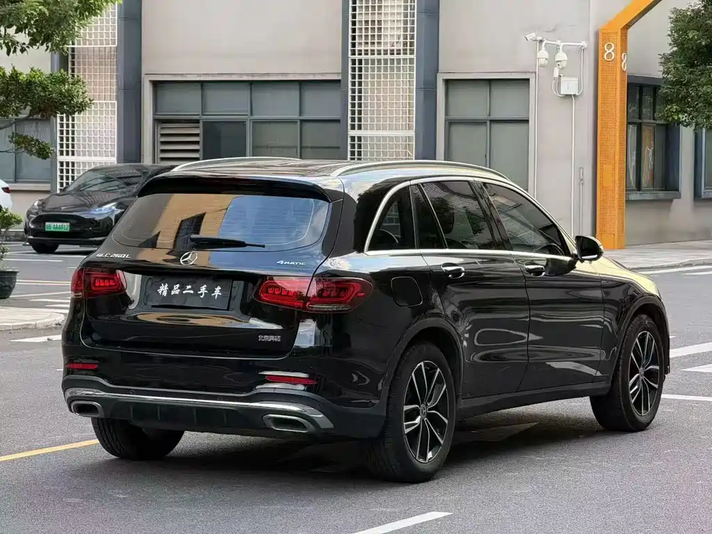 Mercedes-Benz GLC — миниатюра 9