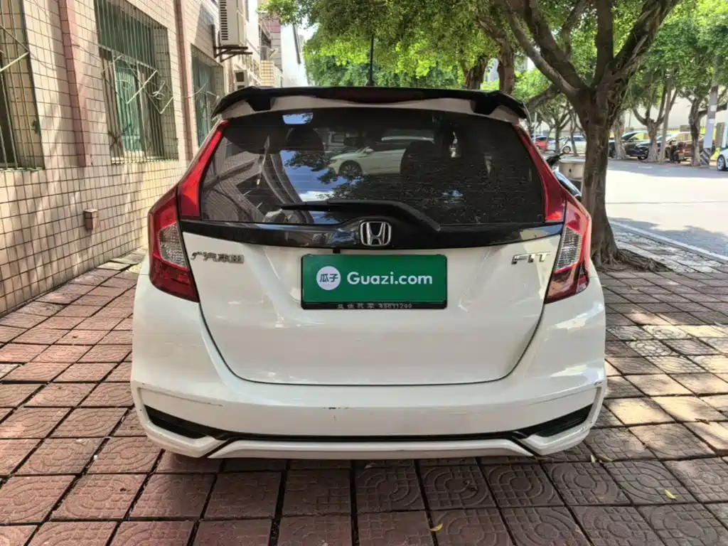 Honda Fit — миниатюра 6