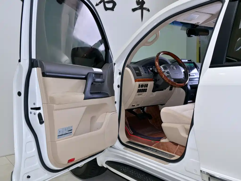 Toyota Land Cruiser 2015 4.5T