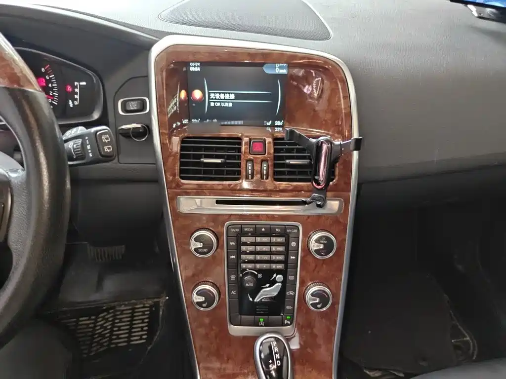 Volvo XC60 — миниатюра 6