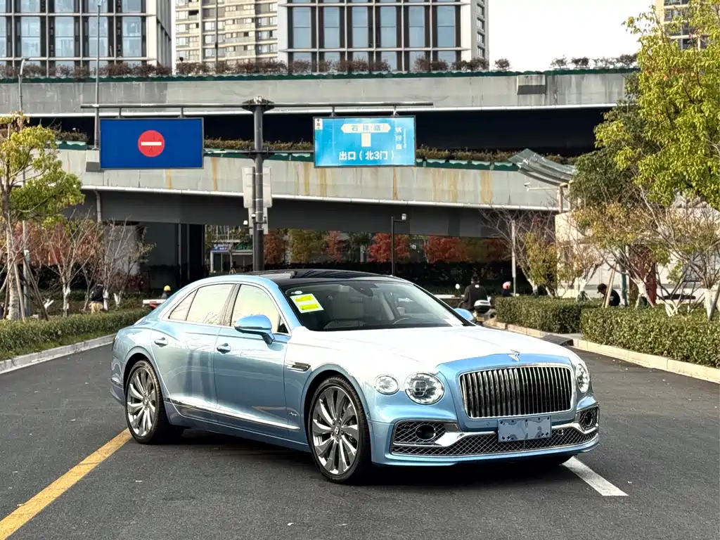 Bentley Flying Spur 2024 4.0T V8