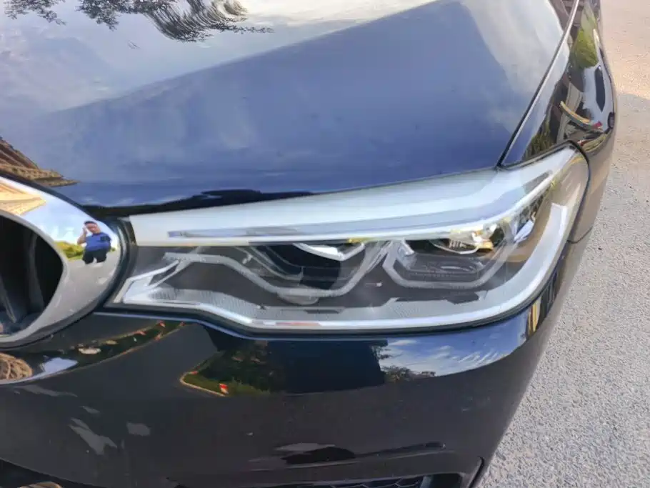 BMW 5 Series — миниатюра 5