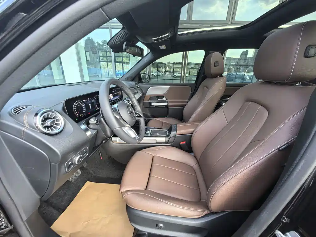 Mercedes-Benz GLB — миниатюра 3