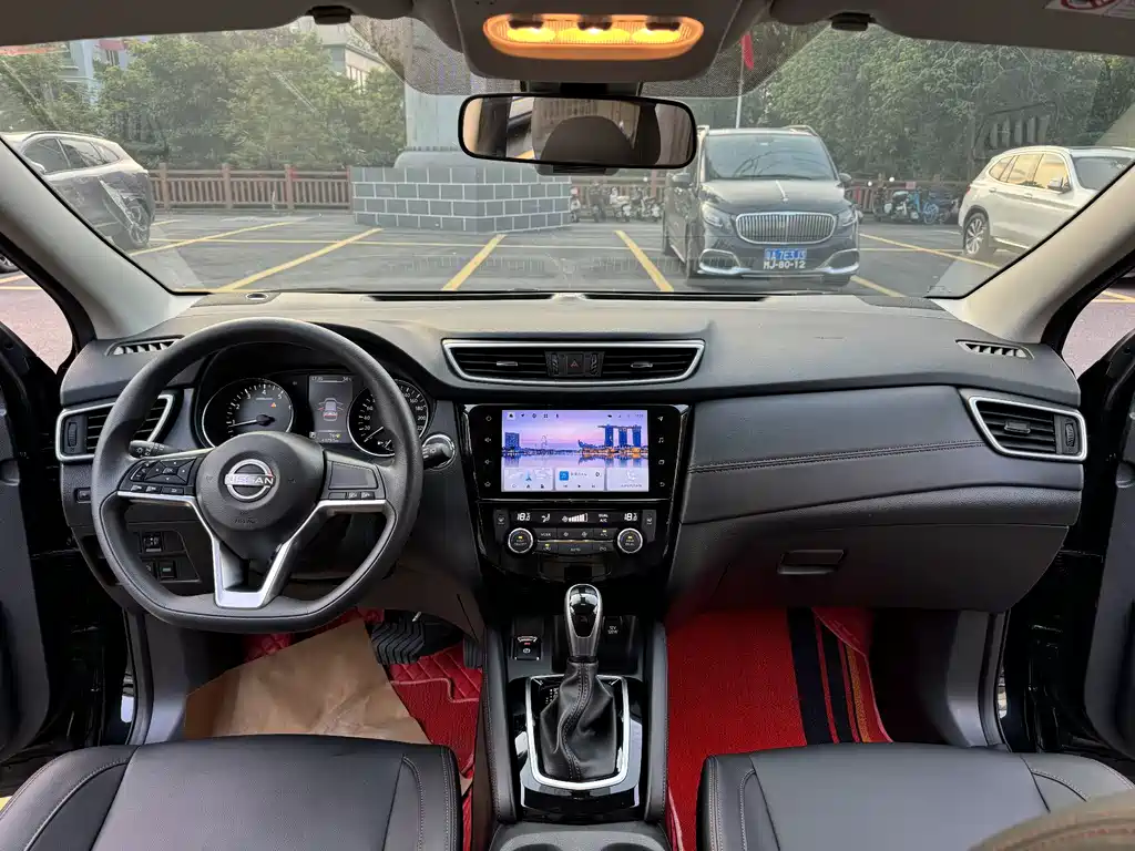 Nissan Qashqai — миниатюра 11