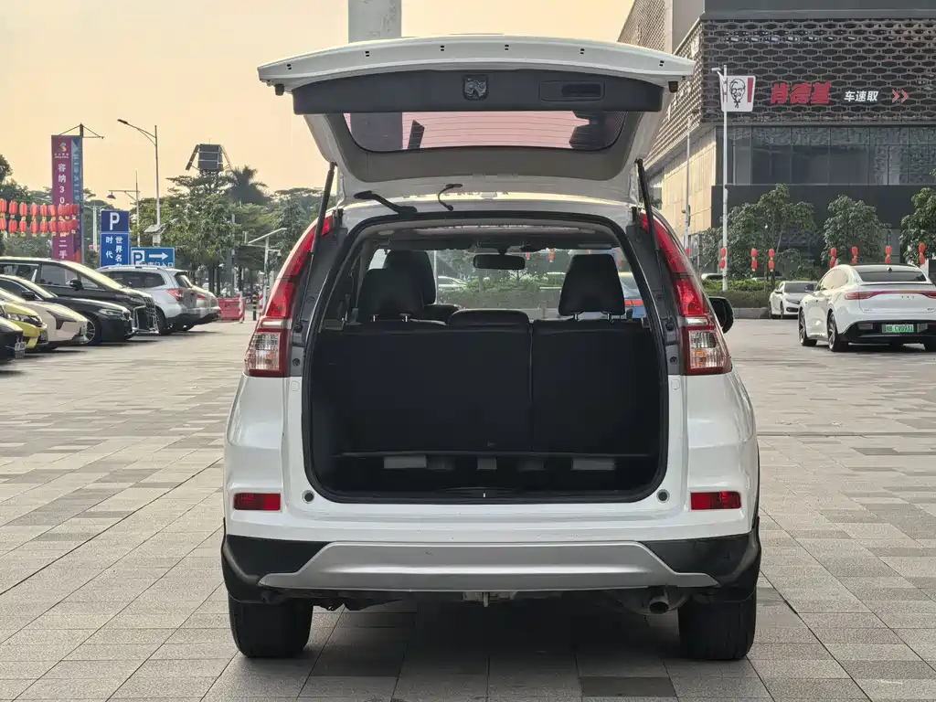 Honda CR-V — миниатюра 7