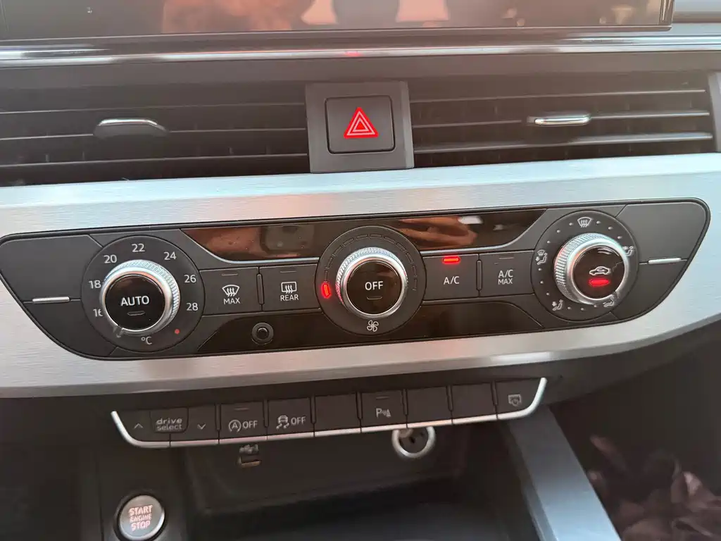 Audi A4L — миниатюра 11