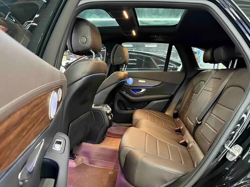 Mercedes-Benz GLC 2020 GLC 300 L 4MATIC Luxury