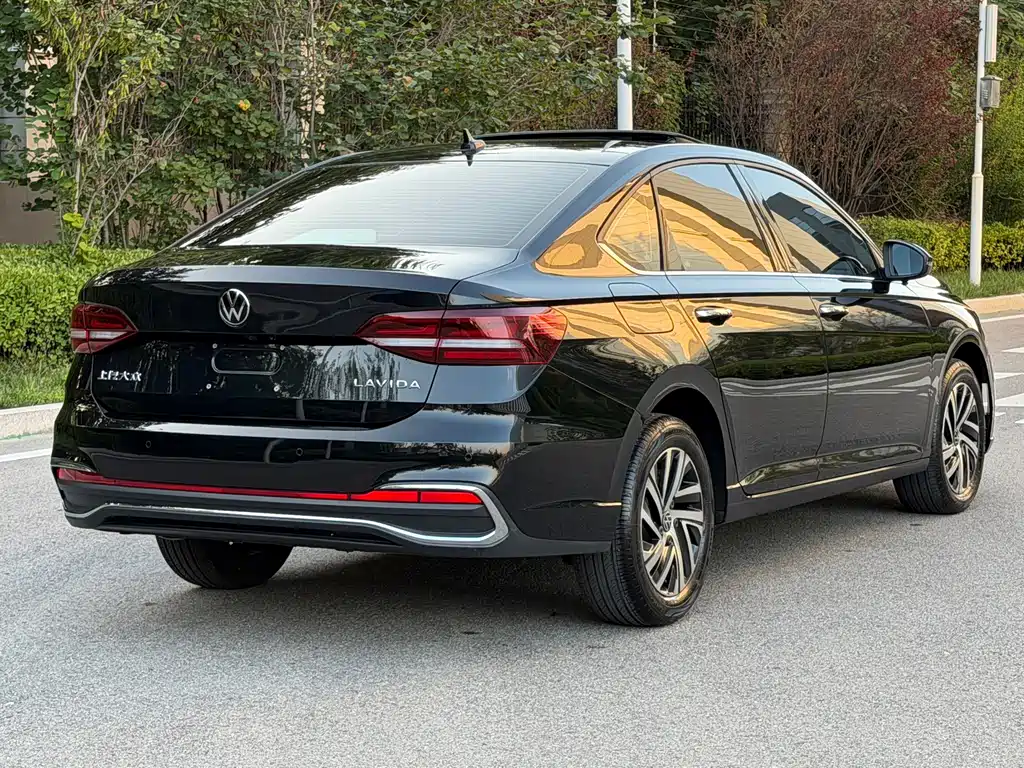 Volkswagen Lavida — миниатюра 14