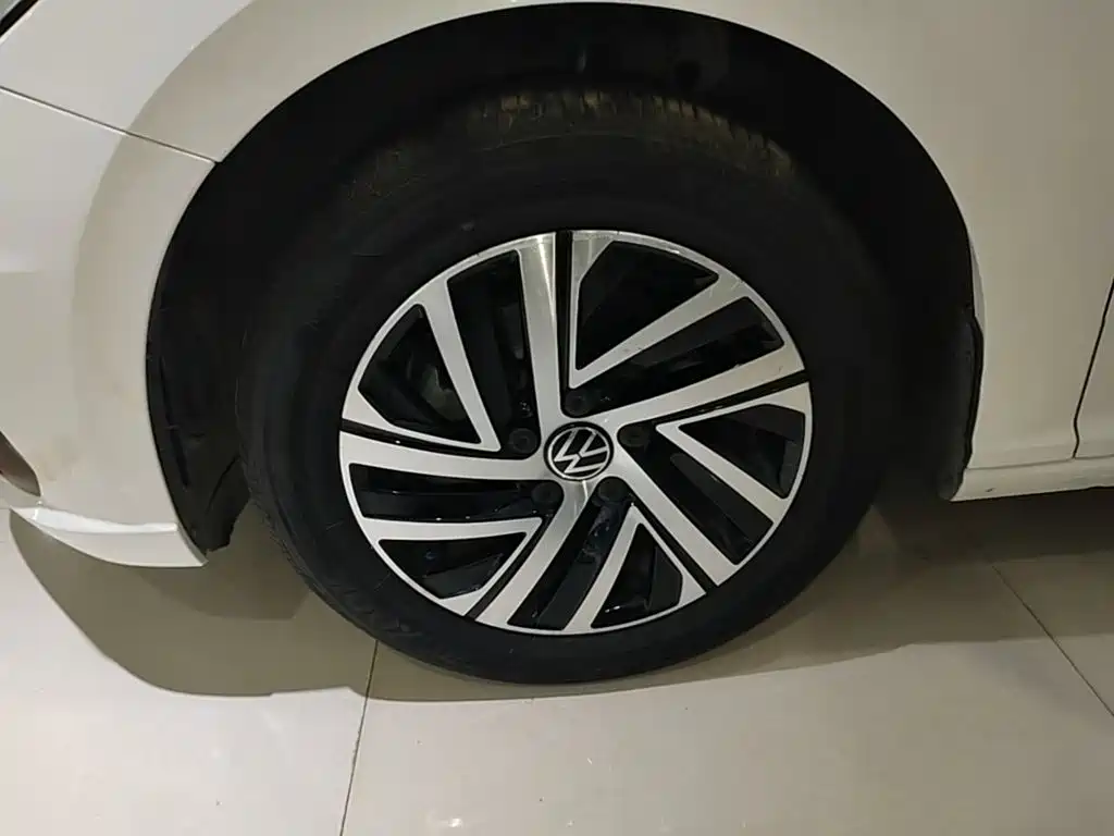 Volkswagen Lavida — миниатюра 23