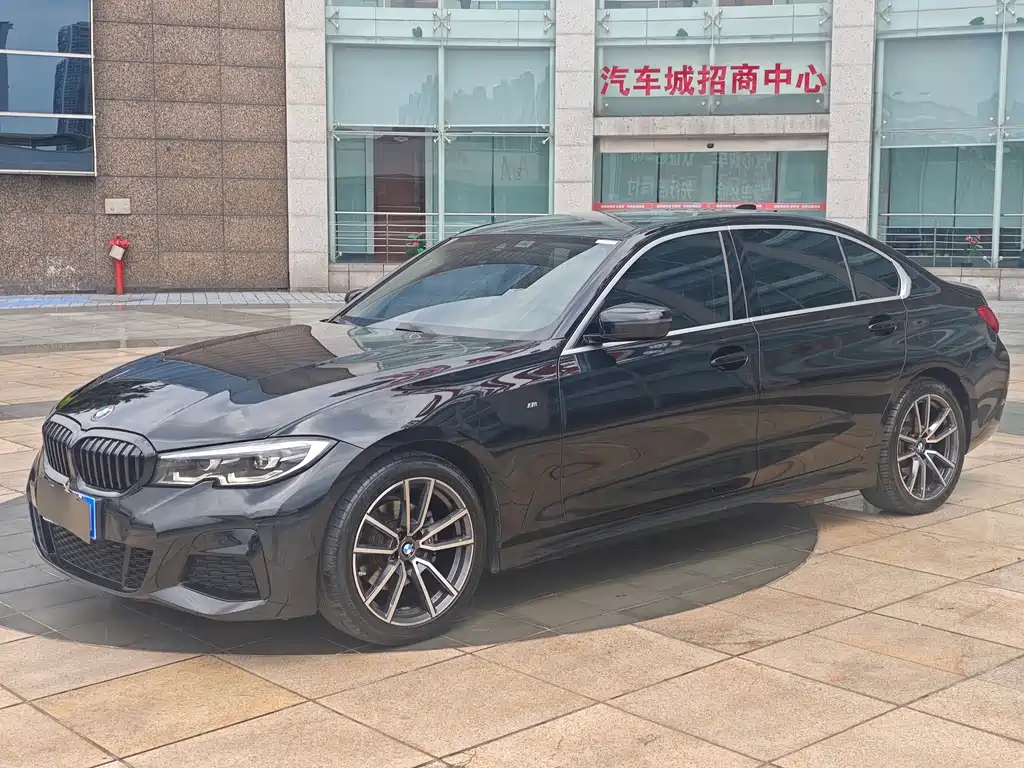Купить BMW 3 Series