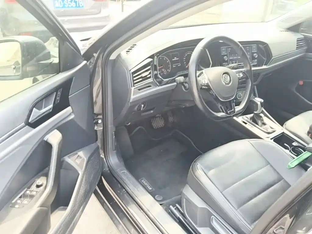 Volkswagen Sagitar — миниатюра 16