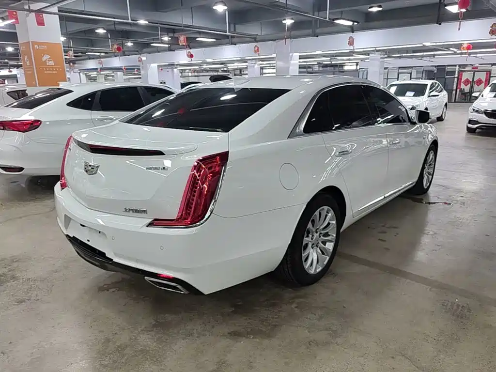 Cadillac XTS — миниатюра 7