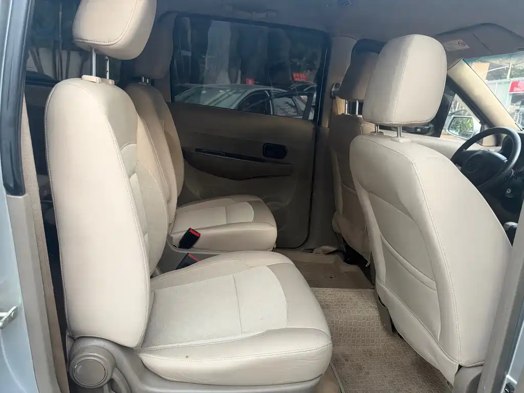 Wuling Hongguang — миниатюра 15