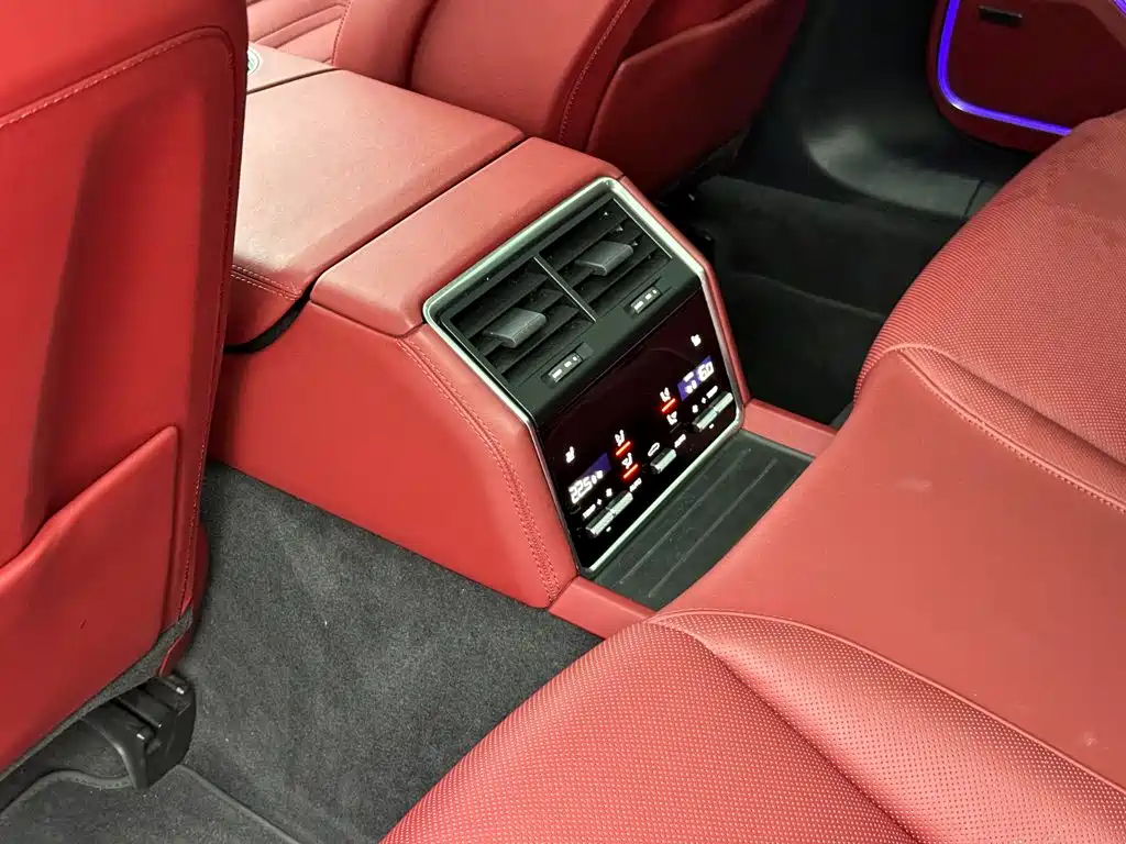 Porsche Panamera — миниатюра 30