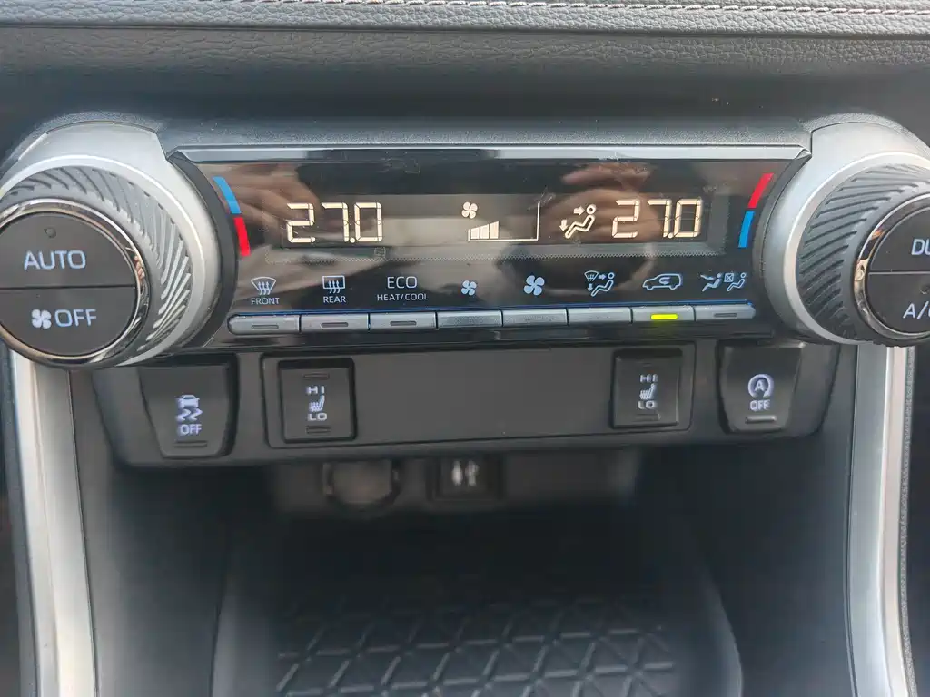 TOYOTA RAV4 RONGFANG